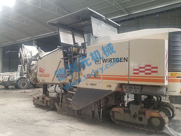 c鿴ԔϢ}SظٙCW215 xΔ1920